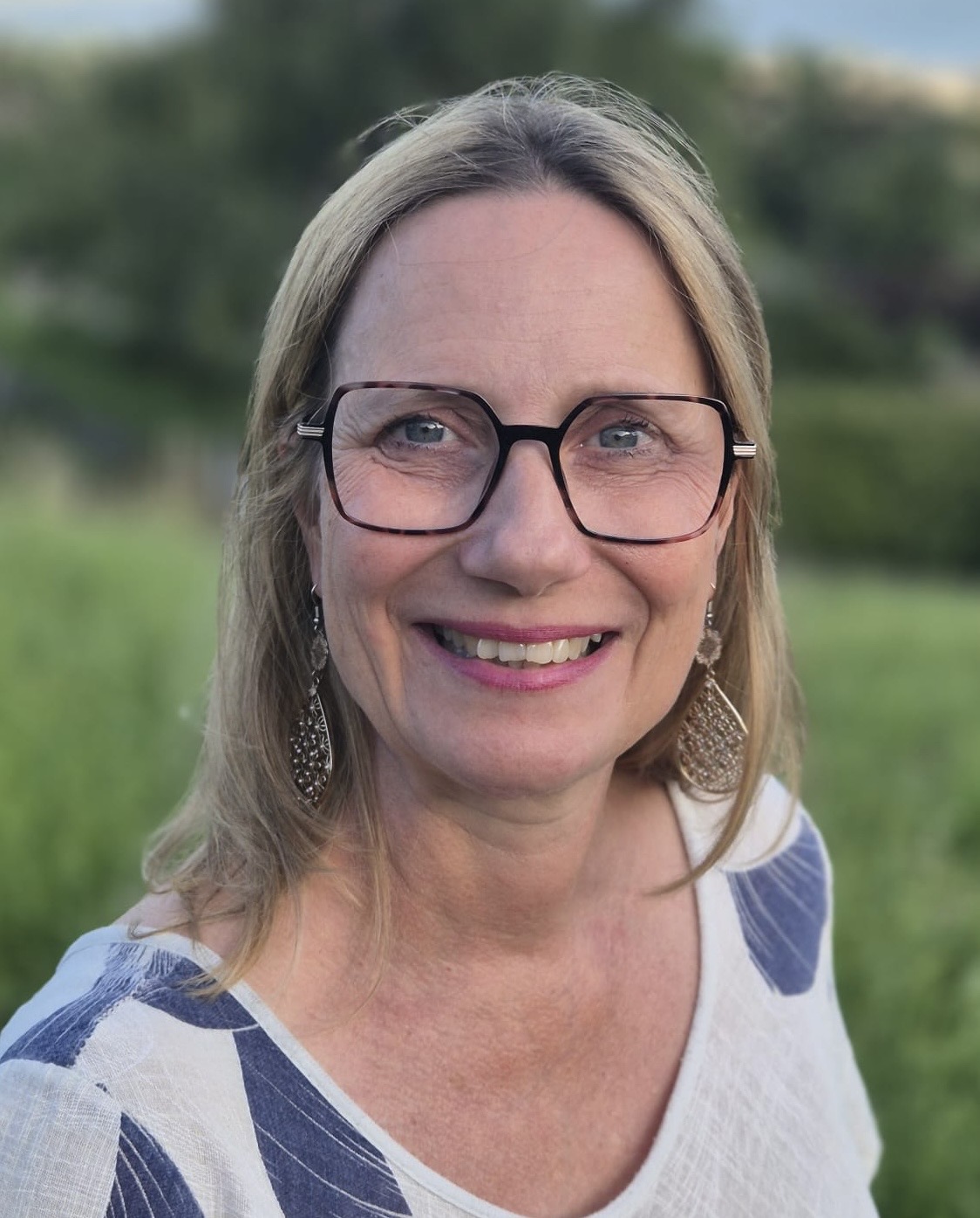 Joanne East
